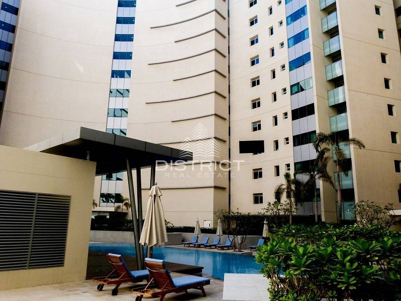 Canal View 2BR Apartment in Al Rahba