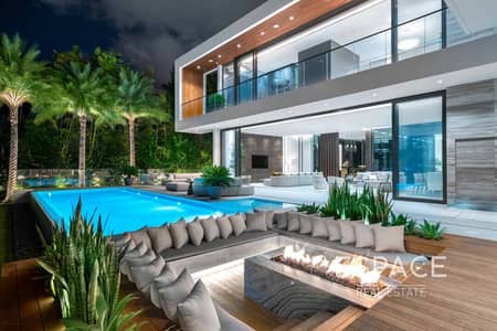 5 Bedroom Villa for Sale in Palm Jumeirah, Dubai - Bespoke 4 Story Villa | Ready To Move In