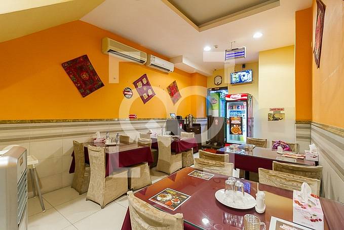 Indian Restaurant with  Delicious Variety of Cuisine