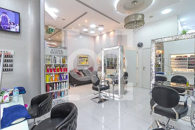 Well designed beauty salon in the heart of Dubai