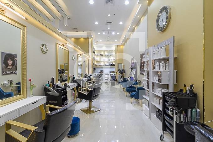 One of the most beautiful beauty salons  in Jumeirah