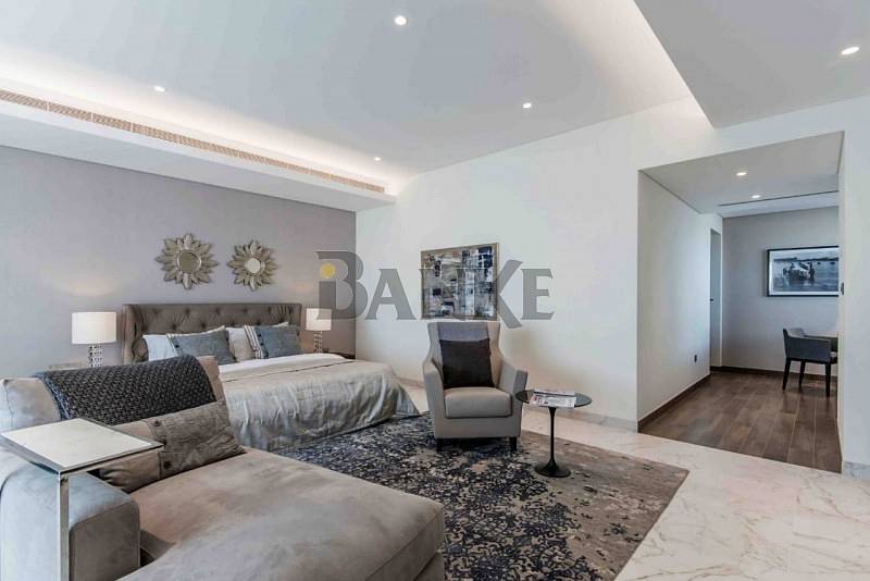 Luxurious 4 Bedrooms Villa in Meydan