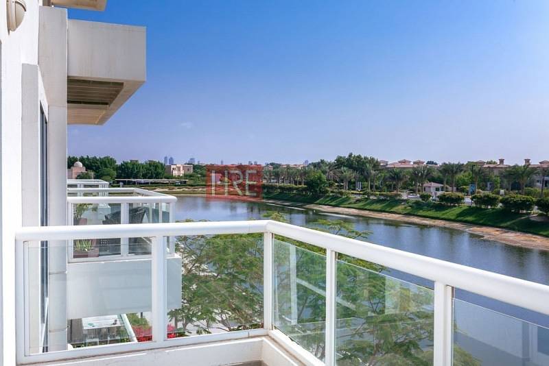 Lake View! 2 Bedroom Duplex for Rent in Jumeirah Heights