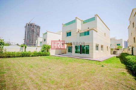 Lowest Price! Independent 4BR Villa + Maid's Room Lowest Price! Independent 4BR Villa + Maid's Room
