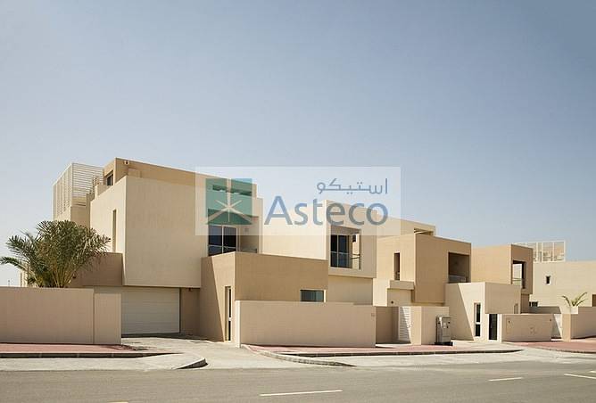 4 BR VIlla in Dubai Waterfront/ Veneto