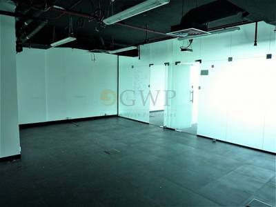 Fitted unit IHigh Floor IGolf Course view Fitted unit IHigh Floor IGolf Course view