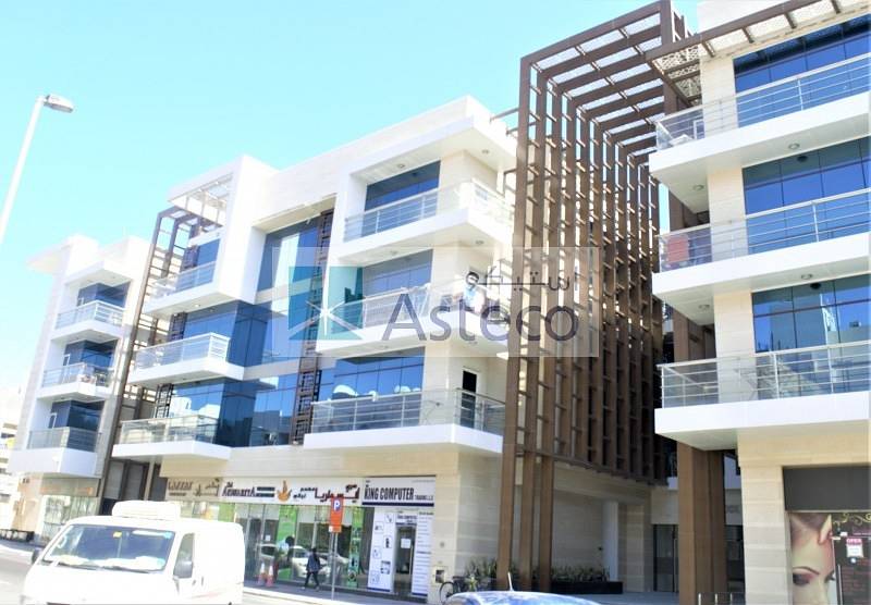 Large modern apartment in Karama