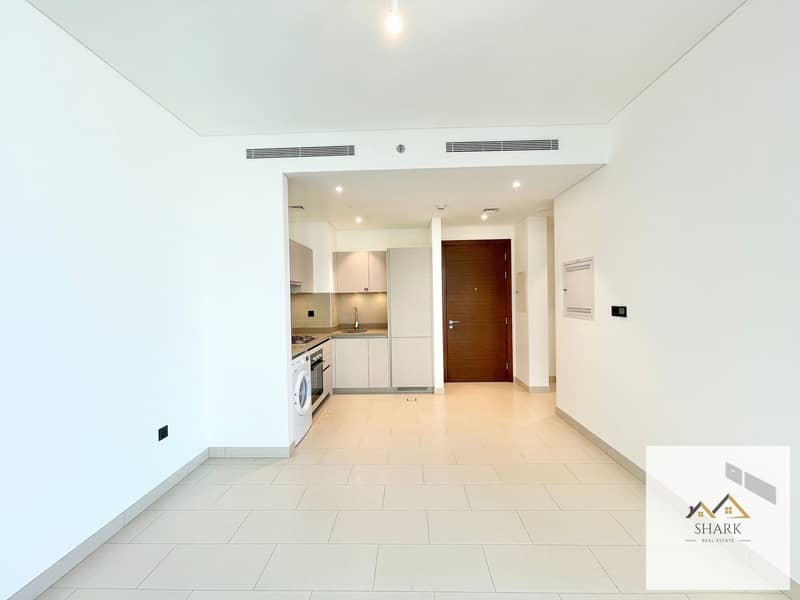 BRAND NEW || CHILLER FREE || POOL VIEW || MIDDLE FLOOR BRAND NEW || CHILLER FREE || POOL VIEW || MIDDLE FLOOR