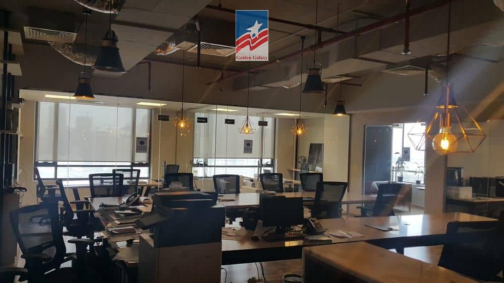 READY OFFICE WITH GLASS PARTITIONS WITH 6 CHEQUES READY OFFICE WITH GLASS PARTITIONS WITH 6 CHEQUES