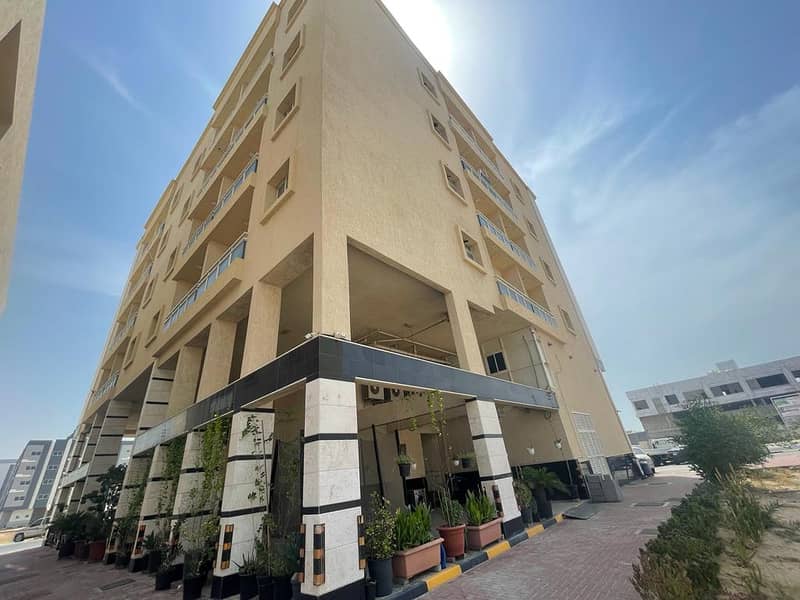 Building for sale in Ajman - high income, reasonable price