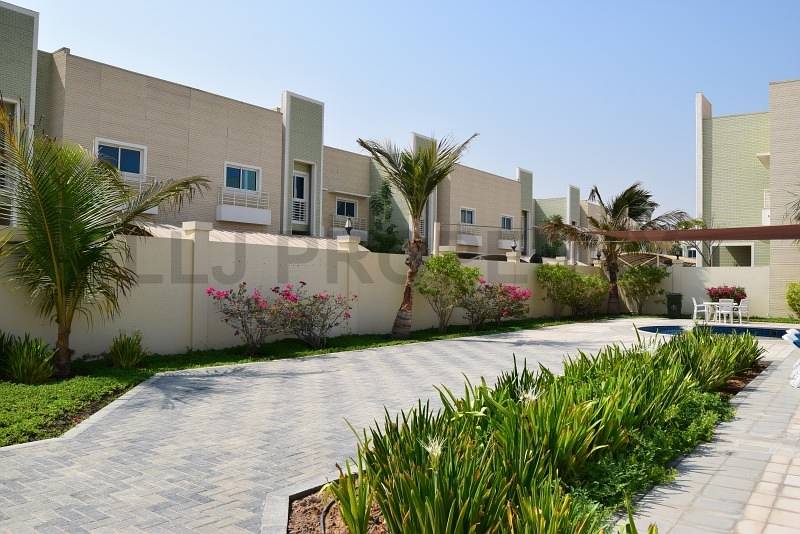 Spacious 4 BR villa in Complex in KCA: With Facilites