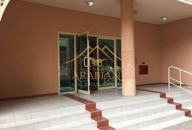 Well Maintained 2 Bedrooms W Balcony in Ewan Residence