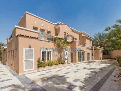 UPGRADED IMMACULATE 6 BR VILLA |NICE LOCATION|GREAT RETURNS UPGRADED IMMACULATE 6 BR VILLA |NICE LOCATION|GREAT RETURNS