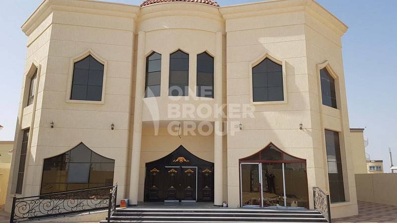 Massive Size 5BR Villa|Brand New | Independent good quality