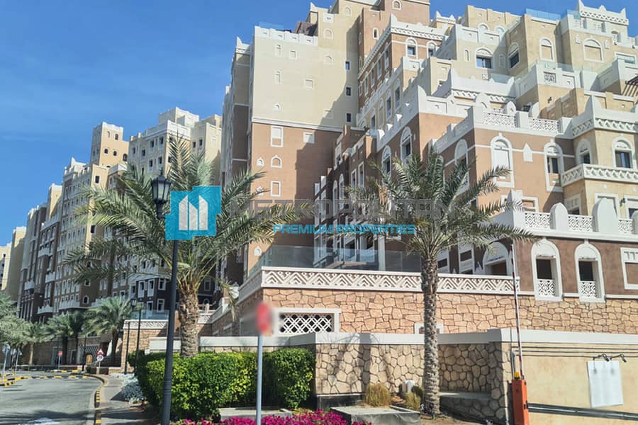Palm Jumeirah |6 Retails for Sale | Rented