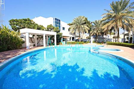 WONDERFUL 4BR+MAIDS VILLA IN A COMPOUND WITH POOL IN UMM SUQEIM 2 WONDERFUL 4BR+MAIDS VILLA IN A COMPOUND WITH POOL IN UMM SUQEIM 2