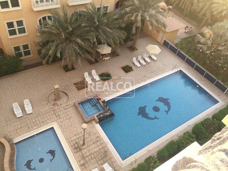 Cheapest top floor full pool view 2bed+m