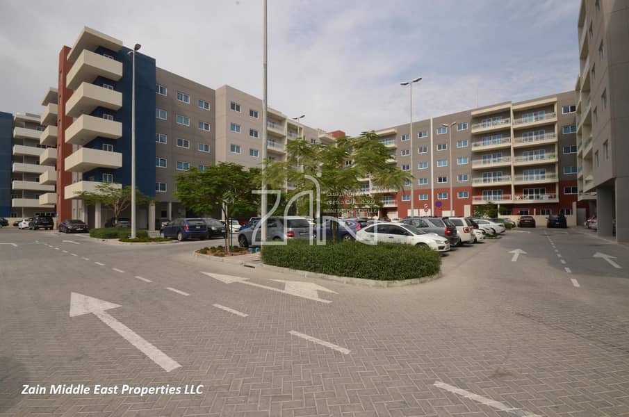 Best Deal Elegant Studio Apt in Premium Location Best Deal Elegant Studio Apt in Premium Location