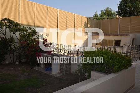 Modified 5BR Villa w/ Big Yard and Pool! Modified 5BR Villa w/ Big Yard and Pool!