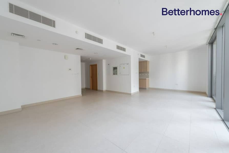 Lovely Unit | Spacious | Great Location Lovely Unit | Spacious | Great Location