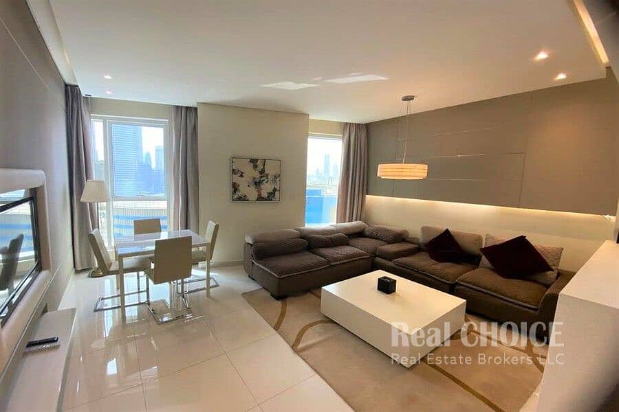 Elegant Design| Natural light | Furnished | Vacant Elegant Design| Natural light | Furnished | Vacant