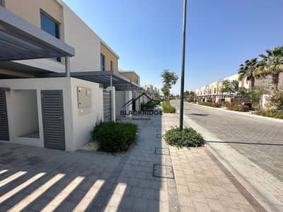 3 Bedroom Townhouse for Sale in Muwaileh, Sharjah - ready to move villa 3 bed |garden home upper level