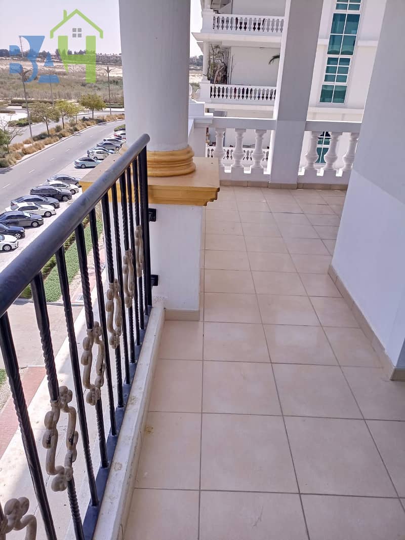 SPACIOUS UNFURNISHED 1BHK WITH CLOSE KITCHEN GYM,POOL,PARKING. . . . . SPACIOUS UNFURNISHED 1BHK WITH CLOSE KITCHEN GYM,POOL,PARKING. . . . .