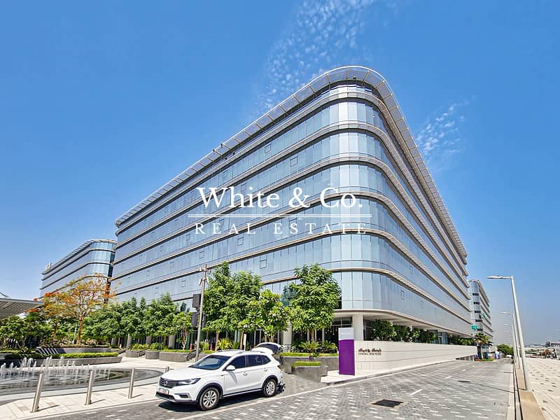位于乌姆拉穆尔街区，迪拜商业城 的商业大厦 16000000 AED - 7715787