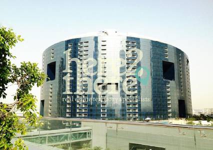 Hottest Deal 2+M with Balcony in Arc Tower, No Commission Hottest Deal 2+M with Balcony in Arc Tower, No Commission