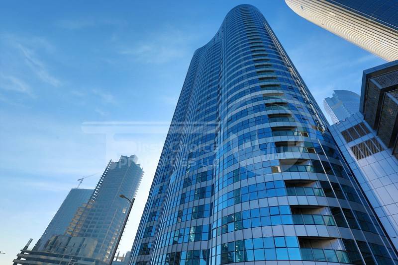 Vacant!Payable in 6 Cheques!Hurry!Call us! Vacant!Payable in 6 Cheques!Hurry!Call us!