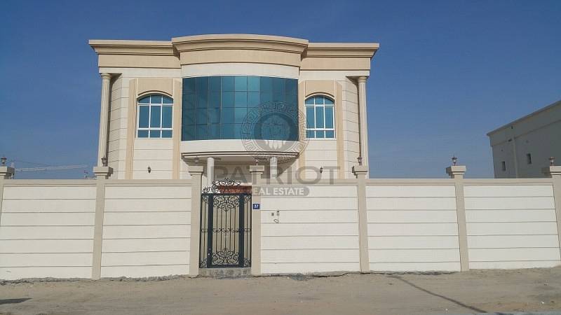 Beautiful Villa|3 Bedrooms.Plus Maid Room| Al Barsha South 1