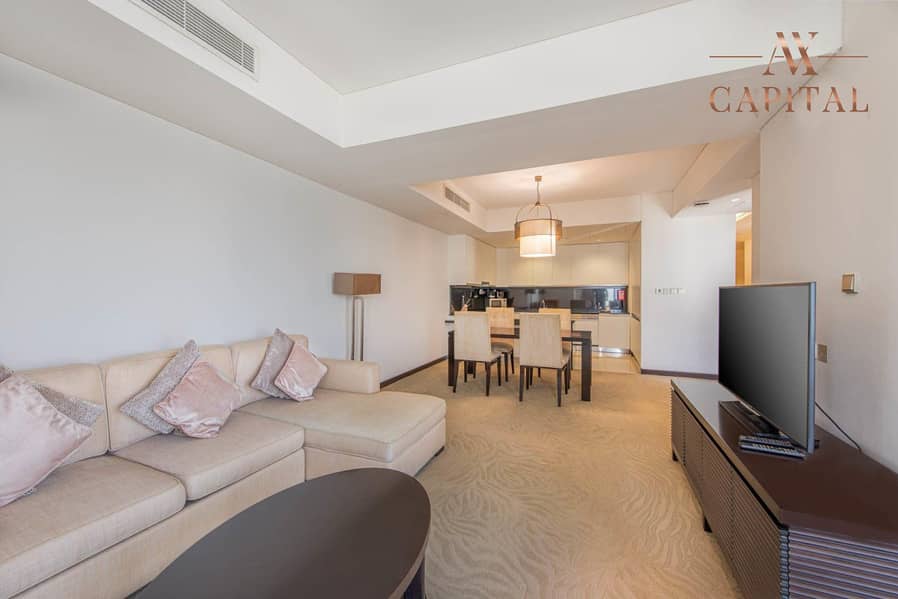 位于迪拜码头，迪拜谦恭海滨酒店（购物中心酒店） 2 卧室的公寓 260000 AED - 7641214