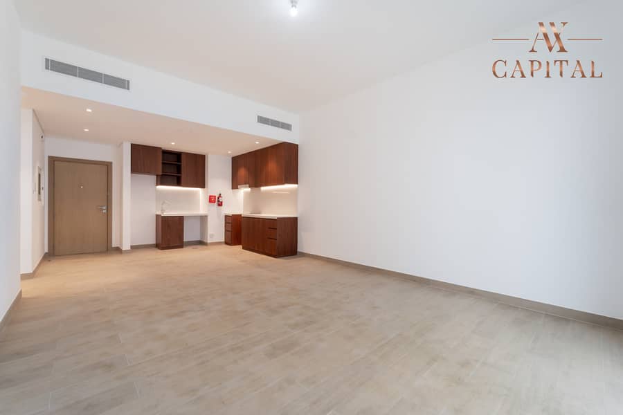 Charming and Modern | Sea View 1 BR | High ROI Charming and Modern | Sea View 1 BR | High ROI