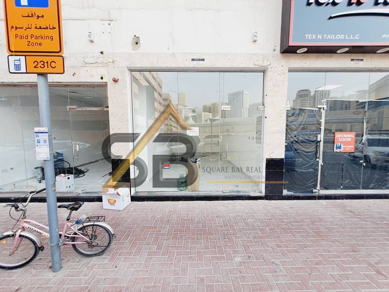 متجر فاخر بمحطة مترو الاستاد القريبة متاح للإيجار مقابل 135 ألف متجر فاخر بمحطة مترو الاستاد القريبة متاح للإيجار مقابل 135 ألف
