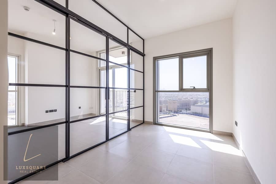 HIGH-MID FLOOR | BUILT IN WARDROBES | VACANT HIGH-MID FLOOR | BUILT IN WARDROBES | VACANT