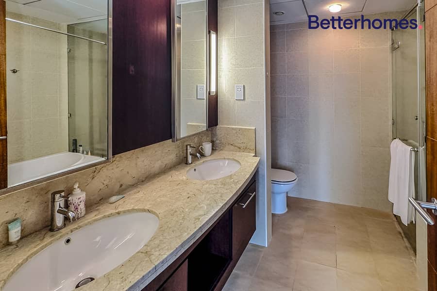 Fully Furnished | Balcony | Lake View | Walk-in closet Fully Furnished | Balcony | Lake View | Walk-in closet