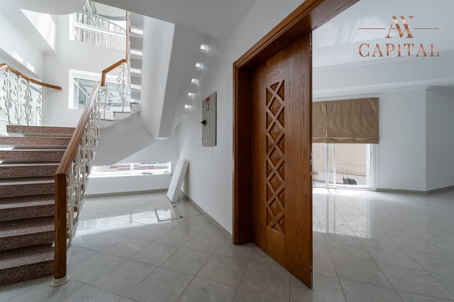 Spacious 4 Bed and Maid | Secluded Pool | BBQ Area Spacious 4 Bed and Maid | Secluded Pool | BBQ Area
