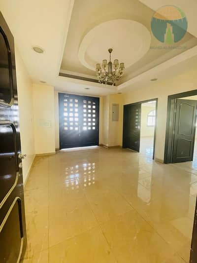 6 Cпальни Вилла в аренду в Аль Маракхания, Аль-Айн - Вилла в Аль Маракхания, 6 спален, 140000 AED - 7719994