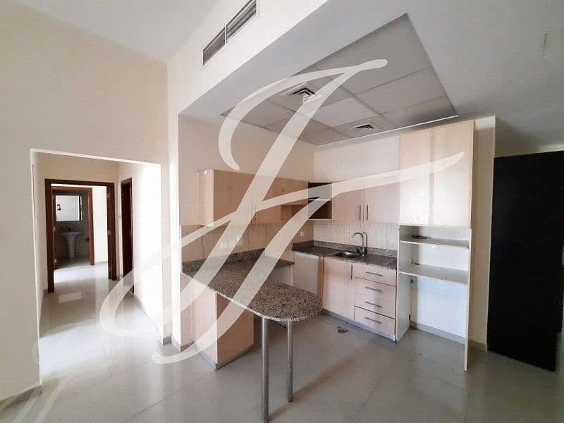 Spacious 2 Bedroom Apartment With Balcony