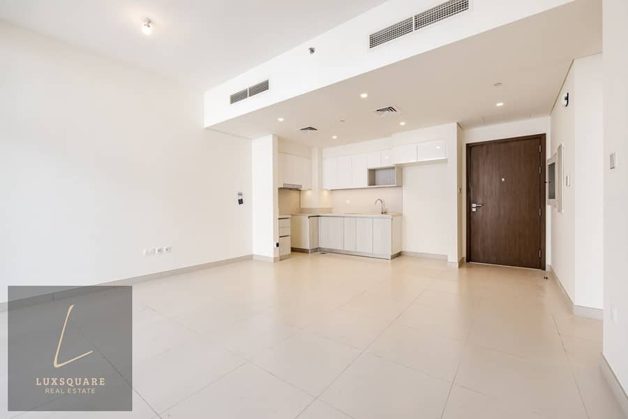 SPACIOUS 3BR | WITH BALCONY | UNFURNISHED