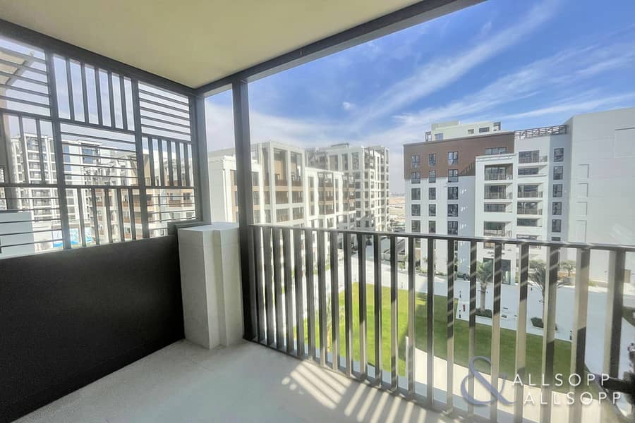 2 Bed Apartment | Beachside | Brand New