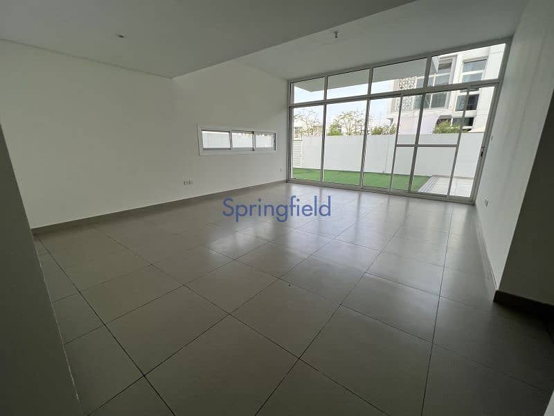 3Bedroom |Corner Unit | Vacant Ready to move in 3Bedroom |Corner Unit | Vacant Ready to move in