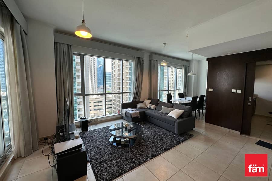 位于迪拜市中心，豪华公寓区，五号公寓大楼 1 卧室的公寓 1850000 AED - 7424980
