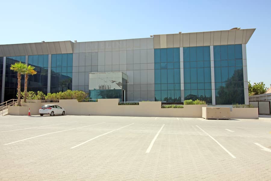 مبنی تجاري في مجمع المنتزه،جبل علي 4000000 درهم - 7715753 مبنی تجاري في مجمع المنتزه،جبل علي 4000000 درهم - 7715753