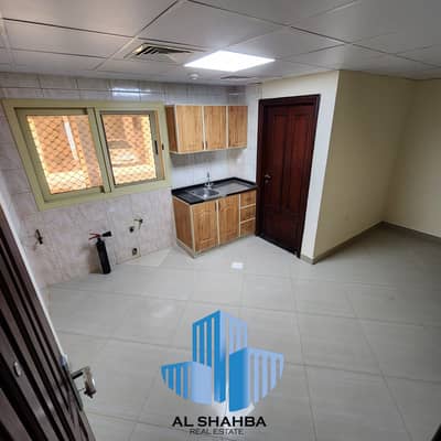 Studio for Rent in Muwailih Commercial, Sharjah - Ground Floor Studio ∫ Central A/C Units ∫ Close to School District
