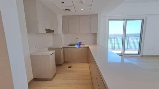 2 Bedroom Apartment for Sale in Yas Island, Abu Dhabi - URGENT SALE 2 BEDROOM FOR SALE  | AMAZING VIEWS AND COMMUNITY