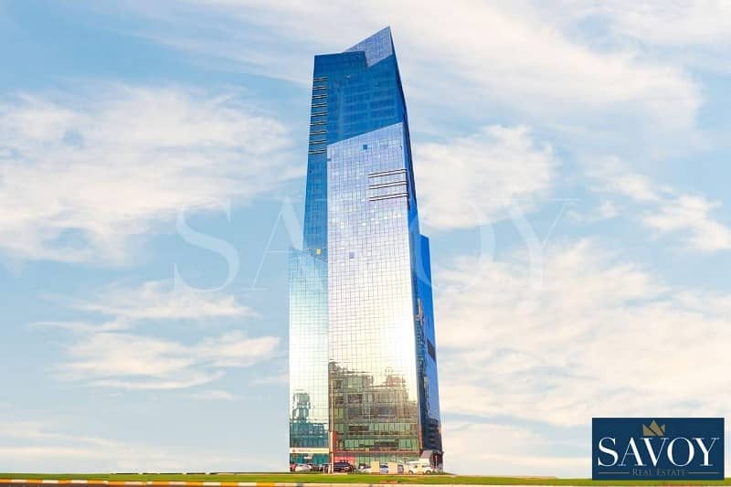 SPACIOUS AND MODERN 3 BR APARTMENT WITH SEA VIEW SPACIOUS AND MODERN 3 BR APARTMENT WITH SEA VIEW