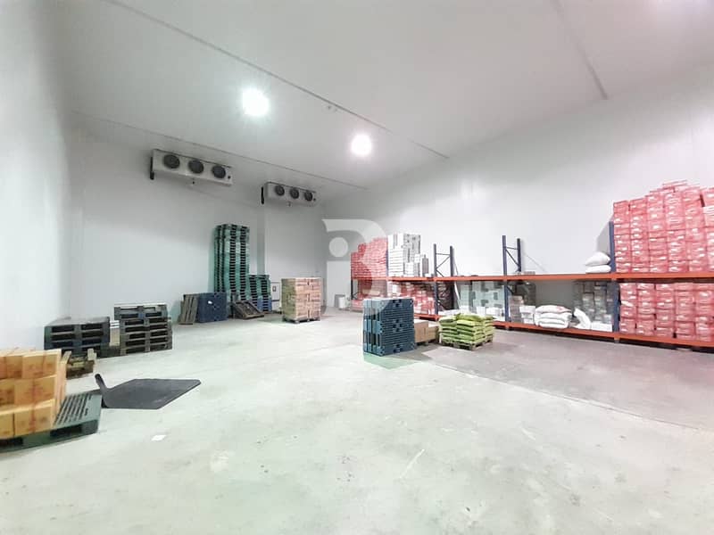 Cold store | 3315 Sqft | Available in DIP Cold store | 3315 Sqft | Available in DIP