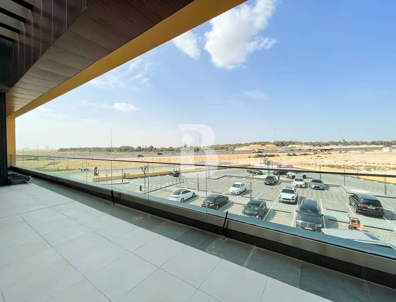 Fast Food + Dine-in| Open Terrace| High Footfall Fast Food + Dine-in| Open Terrace| High Footfall