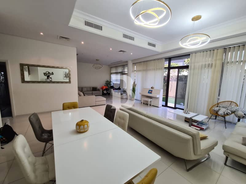 HUGE PLOT | VACANT | HOT DEAL | LUXURY HUGE PLOT | VACANT | HOT DEAL | LUXURY